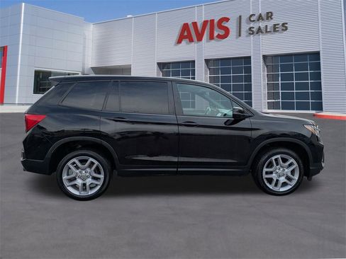 Used 2024 Honda Passport EX-L image 5