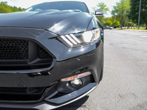 Used 2017 Ford Mustang GT image 76