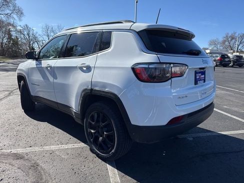 Used 2023 Jeep Compass Latitude image 7