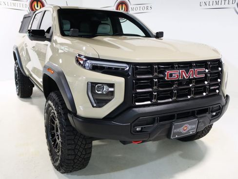 Used 2024 GMC Canyon AT4X w/ AT4X AEV Edition AWD/4WD image 32