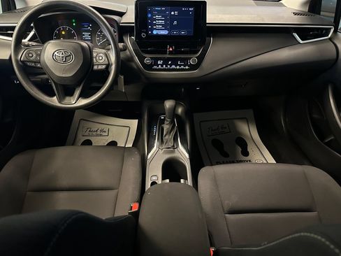 Used 2023 Toyota Corolla LE FWD image 9