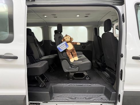 Used 2023 Ford Transit 350 XLT RWD image 22