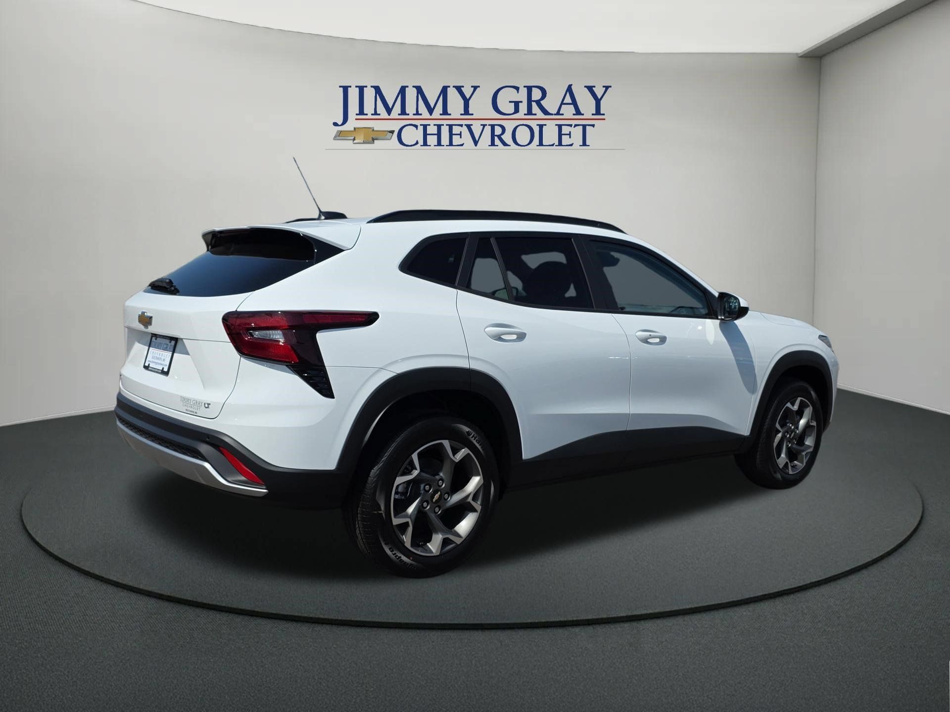 New 2026 Chevrolet Trax LT w/ Driver Confidence Package FWD image 5