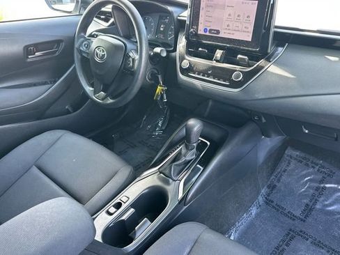 Certified 2023 Toyota Corolla LE image 19