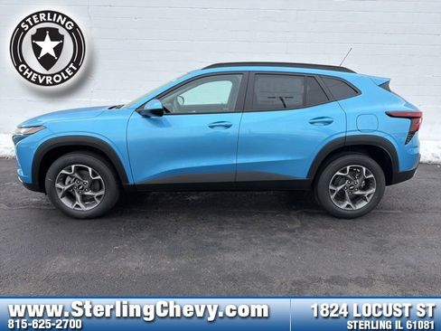 New 2026 Chevrolet Trax LT image 2