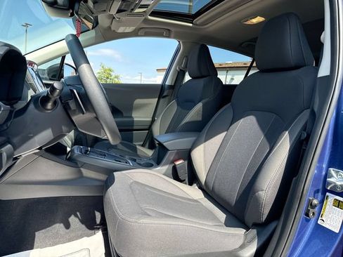 Used 2025 Subaru Crosstrek 2.5i Premium AWD/4WD image 11