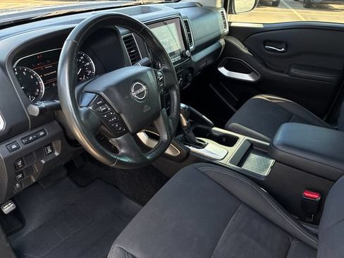 Used 2023 Nissan Frontier SV w/ SV Convenience Package RWD image 11