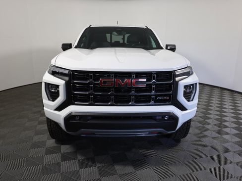 Used 2023 GMC Canyon AT4 w/ AT4 Premium Package AWD/4WD image 2