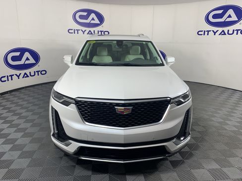 Used 2023 Cadillac XT6 Premium Luxury FWD image 9