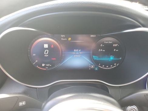 Used 2020 Mercedes-Benz GLC 300 4MATIC Coupe image 24