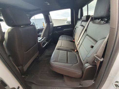 Used 2020 GMC Sierra 3500 Denali w/ Denali Ultimate Package image 10