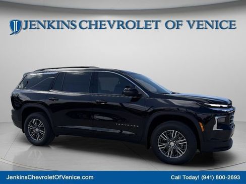 New 2026 Chevrolet Traverse LT w/ Driver Confidence Package FWD image 2