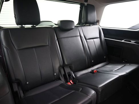 Used 2024 Ford Expedition XLT RWD image 37