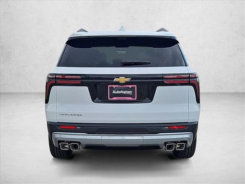 New 2026 Chevrolet Traverse LT w/ Driver Confidence Package image 8