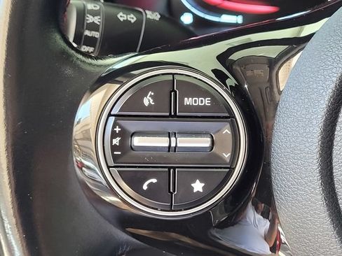 Used 2025 Kia Soul GT-Line FWD image 24