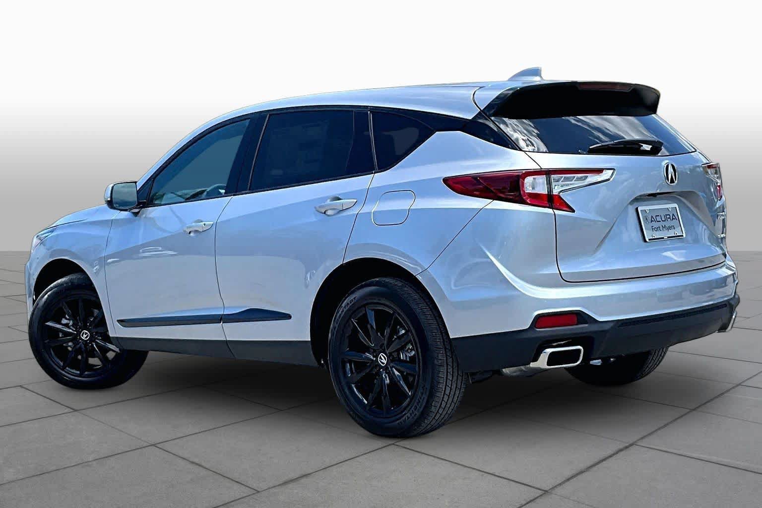 Used 2026 Acura RDX SH-AWD image 12
