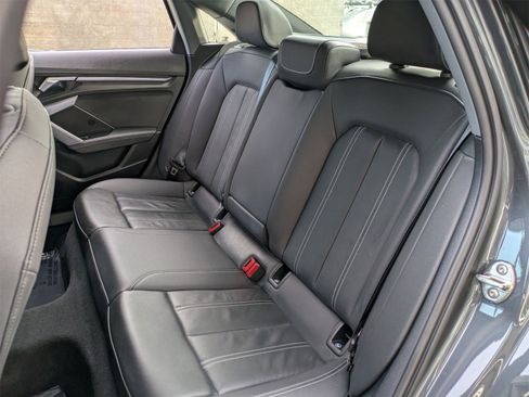 Used 2025 Audi A3 2.0T Premium w/ Convenience Package image 31