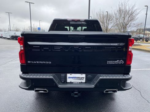 Used 2024 Chevrolet Silverado 1500 High Country w/ Technology Package image 8