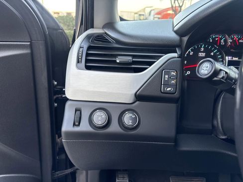 Used 2020 GMC Yukon SLT image 28