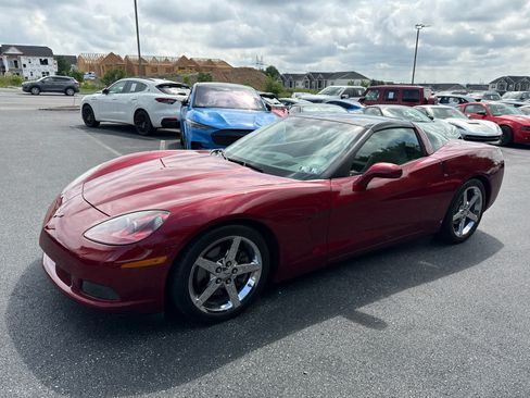 Used 2008 Chevrolet Corvette Coupe w/ Preferred Equipment Group RWD image 10