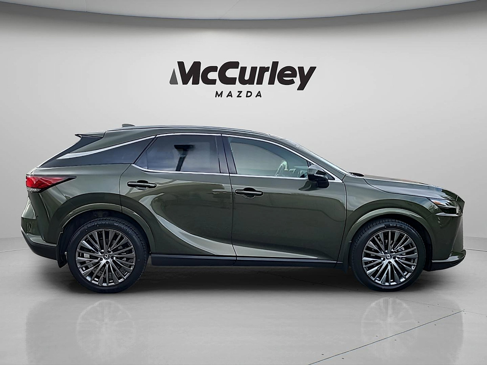 Used 2024 Lexus RX 350 AWD w/ Convenience Package image 8