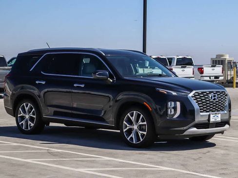 Used 2020 Hyundai Palisade SEL w/ Convenience Package FWD image 3