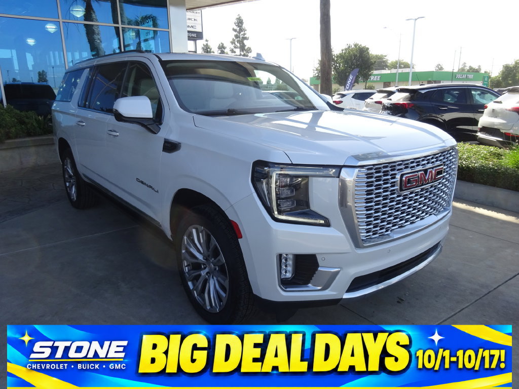 Certified 2022 GMC Yukon XL Denali w/ Denali Premium Package AWD/4WD image 1