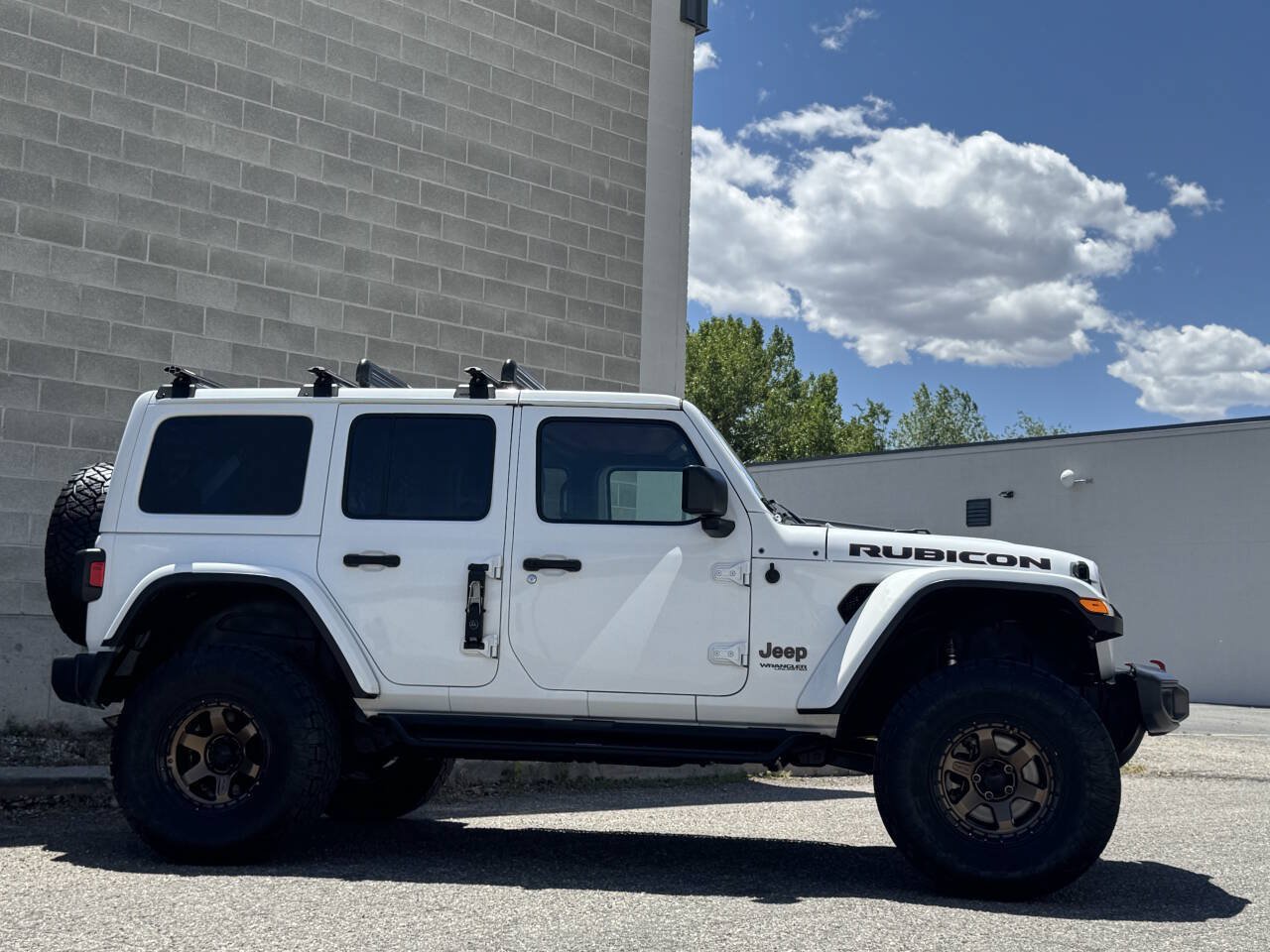 Used 2020 Jeep Wrangler Unlimited Rubicon AWD/4WD image 17