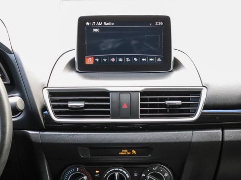 Used 2016 MAZDA MAZDA3 i Sport w/ Preferred Equipment Package image 14