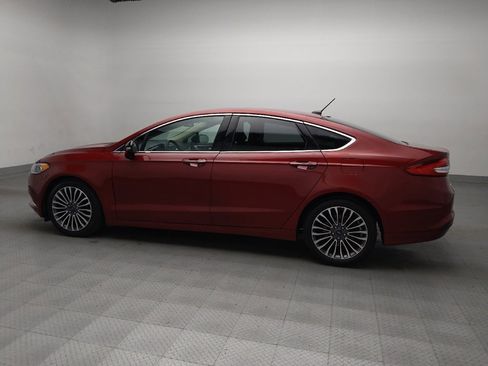 Used 2017 Ford Fusion SE w/ Fusion SE Technology Package image 3