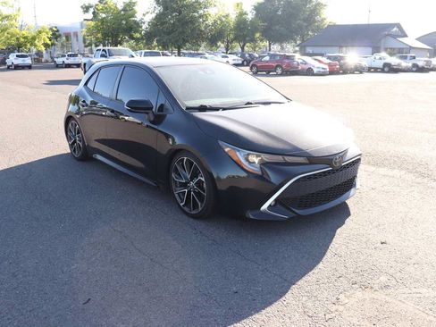 Used 2021 Toyota Corolla XSE FWD image 3