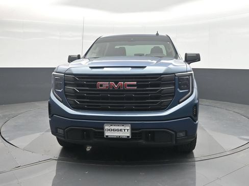 Used 2026 GMC Sierra 1500 Elevation w/ Elevation Select Package RWD image 5