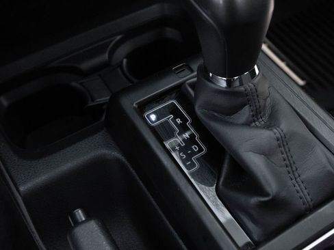 Used 2022 Toyota Tacoma TRD Sport w/ Black Out Package (TMS) image 36