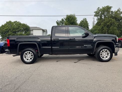 Used 2016 GMC Sierra 1500 SLE w/ SLE Value Package AWD/4WD image 4