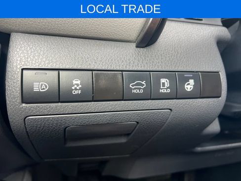 Used 2023 Toyota Camry XLE w/ Cold Weather Package FWD image 28