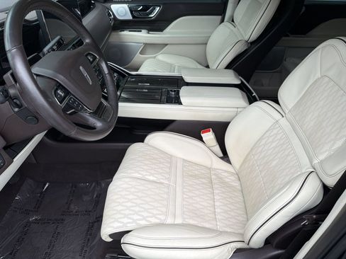 Used 2024 Lincoln Navigator L Black Label AWD/4WD image 5