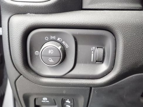 Used 2025 RAM 1500 Big Horn AWD/4WD image 22