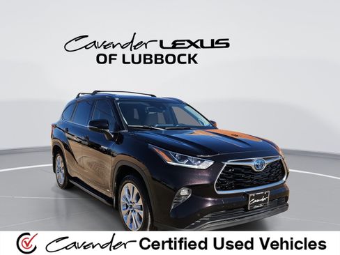 Used 2021 Toyota Highlander Limited image 1