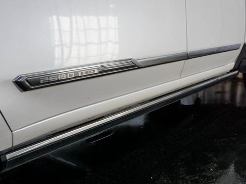 Used 2024 Chevrolet Silverado 2500 High Country w/ High Country Premium Package image 8