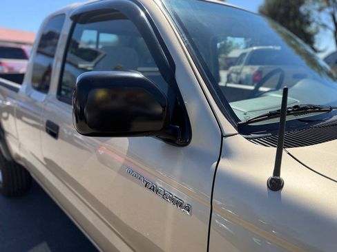 Used 2003 Toyota Tacoma 4x4 Xtracab V6 w/ Convenience Pkg image 71