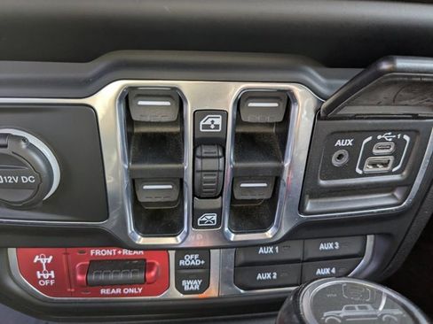 Used 2020 Jeep Gladiator Rubicon image 23