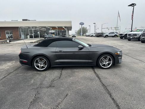 Certified 2019 Ford Mustang Convertible w/ Ecoboost Performance Package RWD image 4