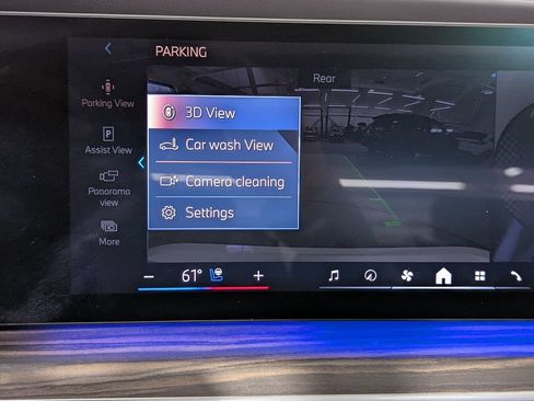 Certified 2024 BMW 760i xDrive AWD/4WD image 32