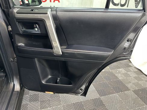 Used 2023 Toyota 4Runner SR5 AWD/4WD image 12