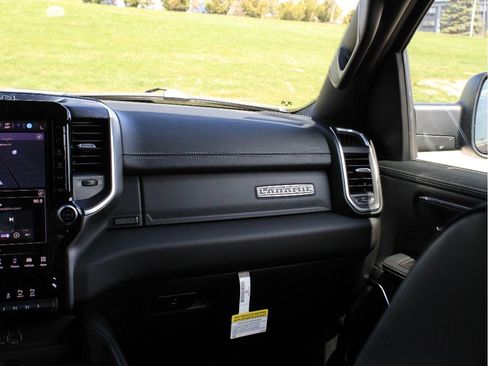 New 2026 RAM 1500 Laramie AWD/4WD image 24