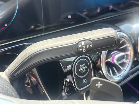 Used 2021 Mercedes-Benz GLA 250 4MATIC w/ Premium Package image 43