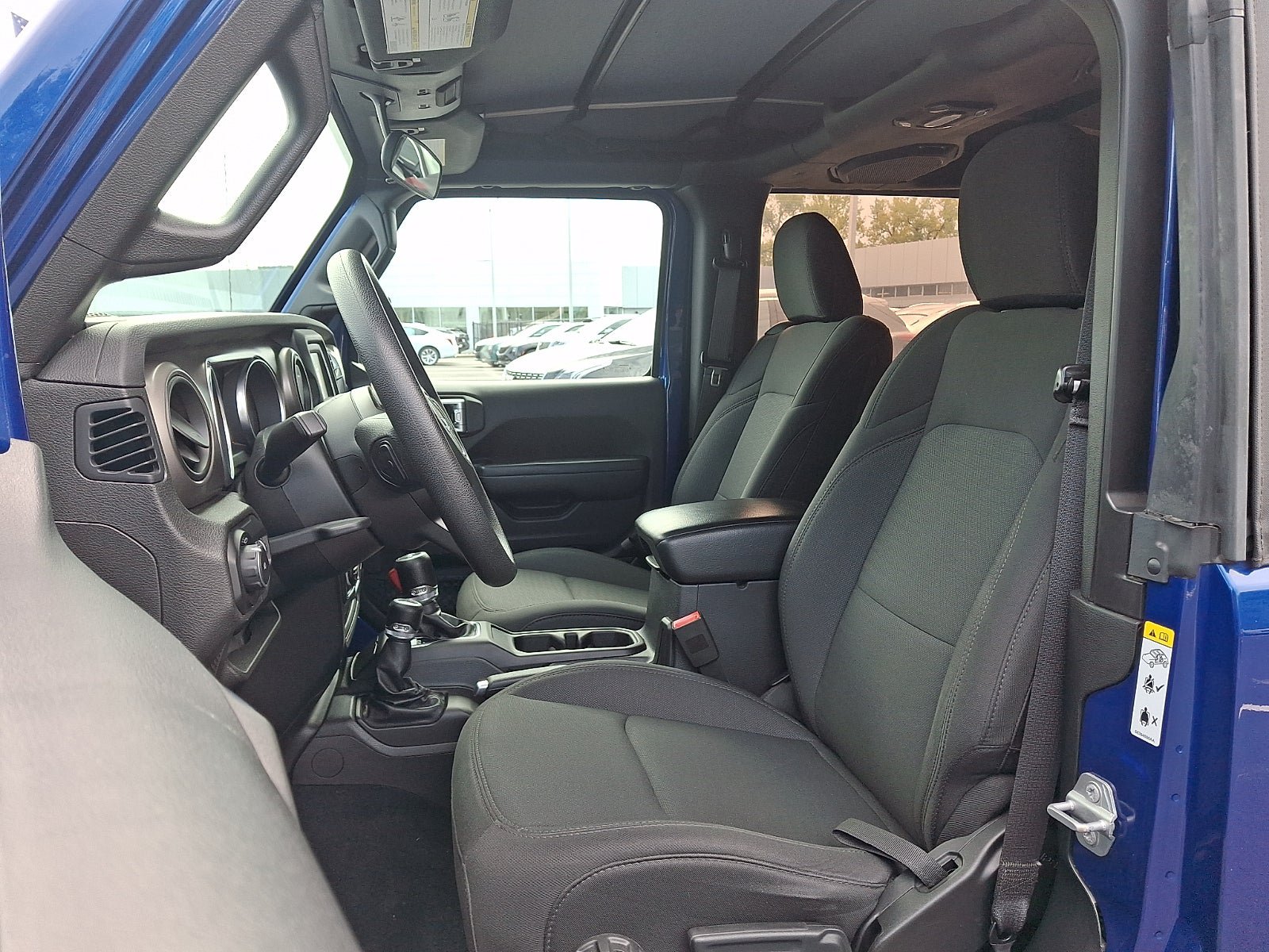 Used 2018 Jeep Wrangler Sport AWD/4WD image 13