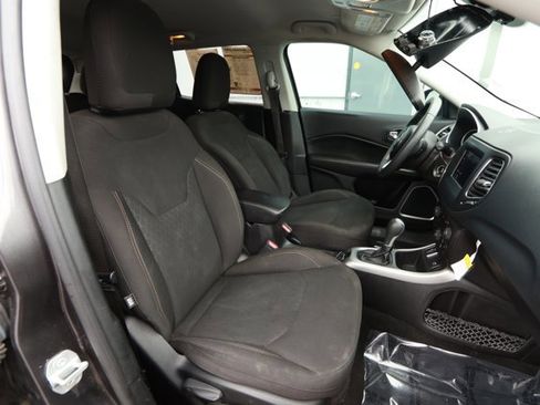 Used 2020 Jeep Compass Sport image 22