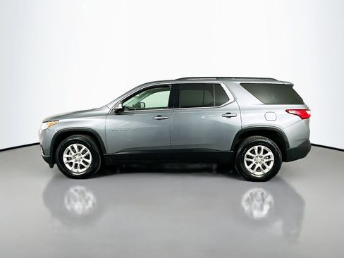 Used 2020 Chevrolet Traverse LT w/ LPO, Blackout Package image 5