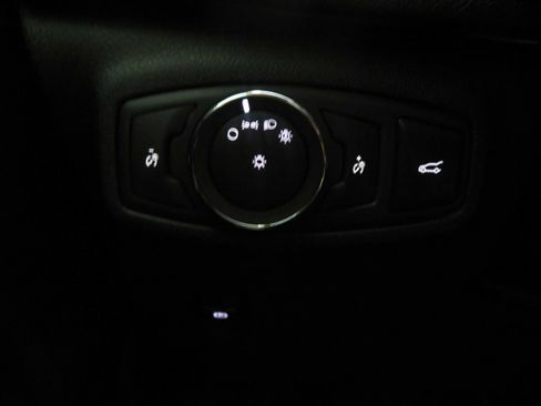 Used 2018 Lincoln MKC Reserve w/ Lincoln MKC Climate Package image 35